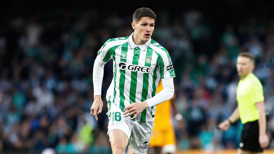 Sergi Altimira, médio do Betis, no radar do Sporting