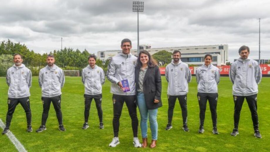 Benfica recebe prémio de melhor equipa técnica de março na Liga BPI