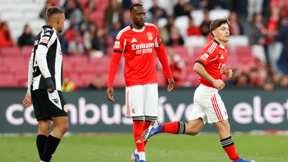 Gonçalo Moreira foi a jogo nos descontos