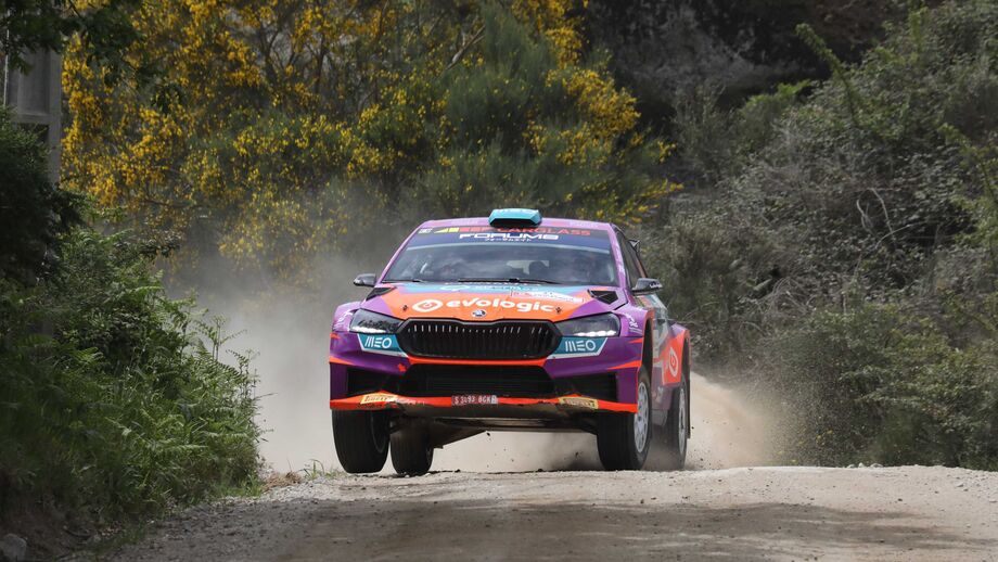 Armindo Araújo ao comando do seu Skoda Fabia