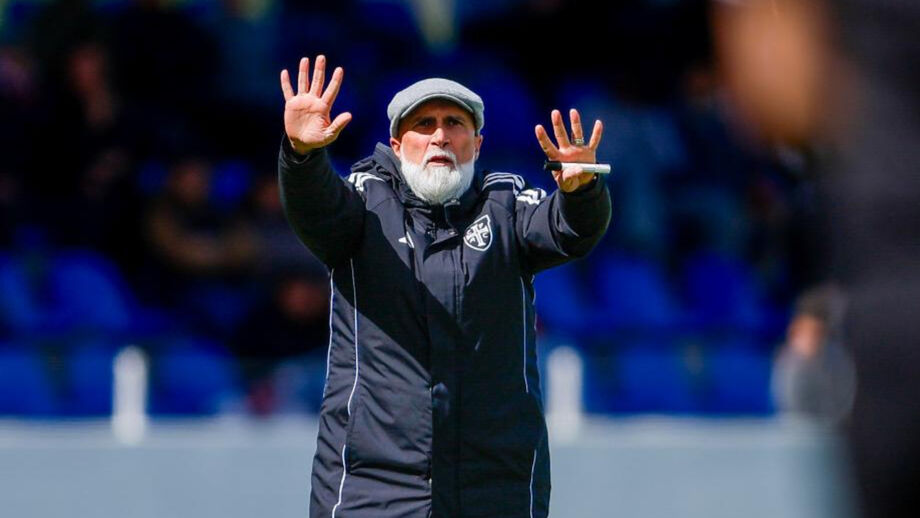 Álvaro Pacheco tenta voltar às vitórias com o Santa Clara 