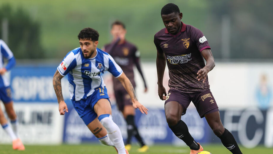 Samy desfalca defesa do Portimonense