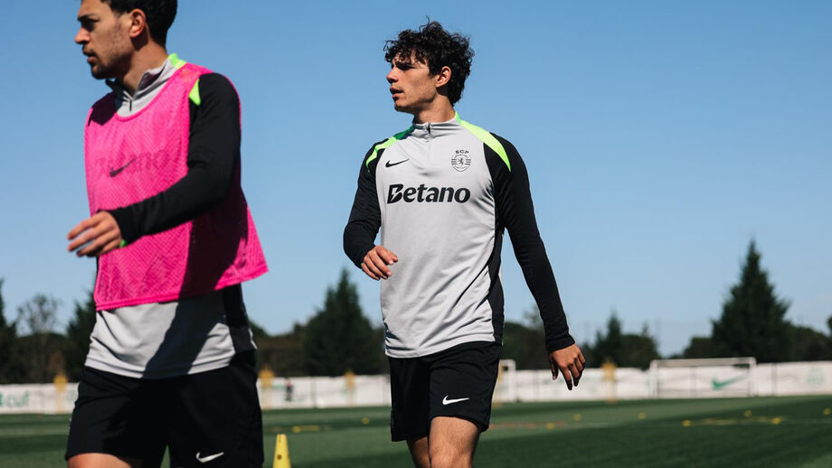 Eduardo Quaresma aponta ao onze do Sporting no dérbi com o Benfica