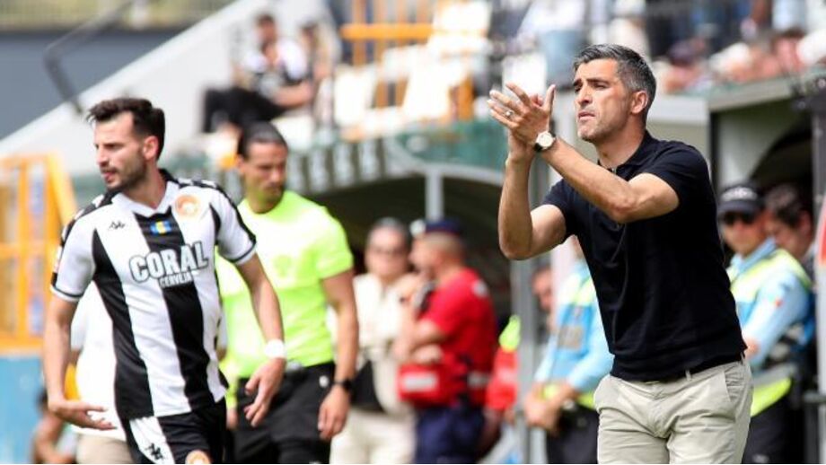 Custódio durante o Nacional-Alverca