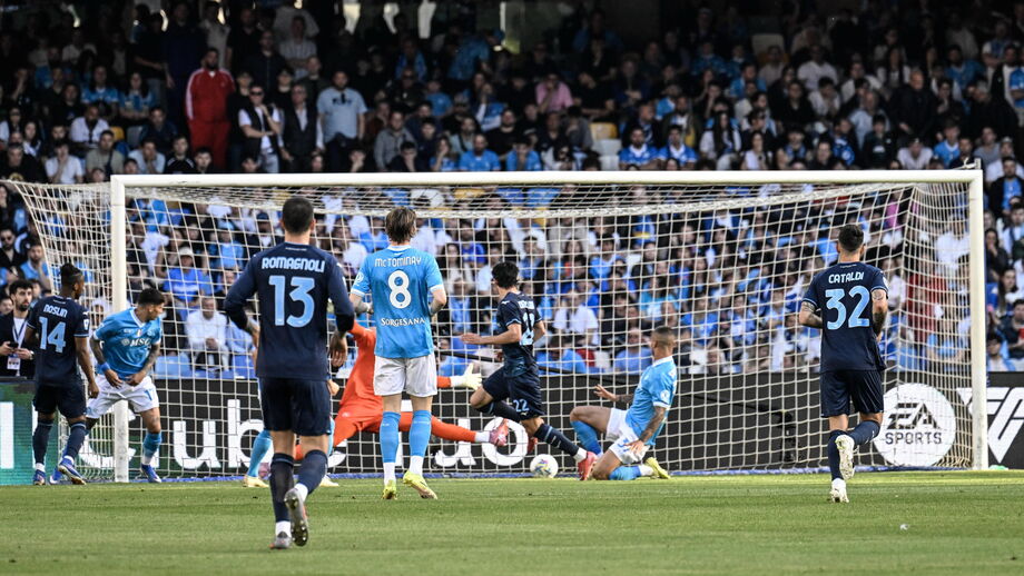 Matteo Cancellieri abriu o marcador para a Lazio frente ao Nápoles