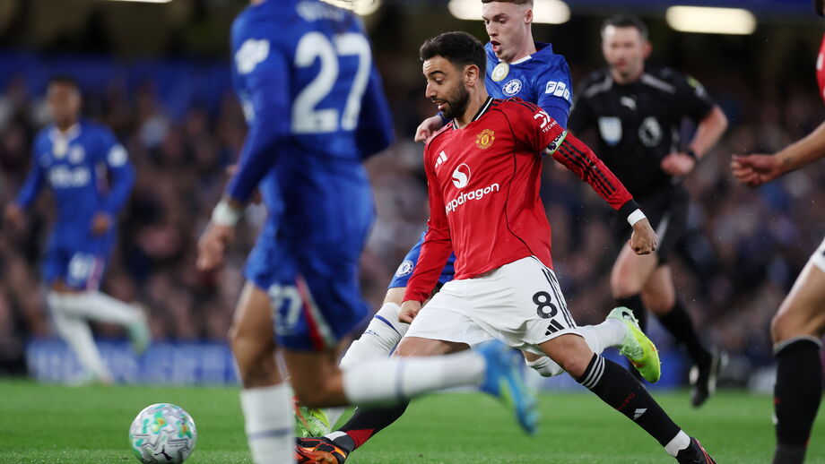 A crónica do Chelsea-Man. United, 0-1: Bruno Fernandes chega às 18 assistências