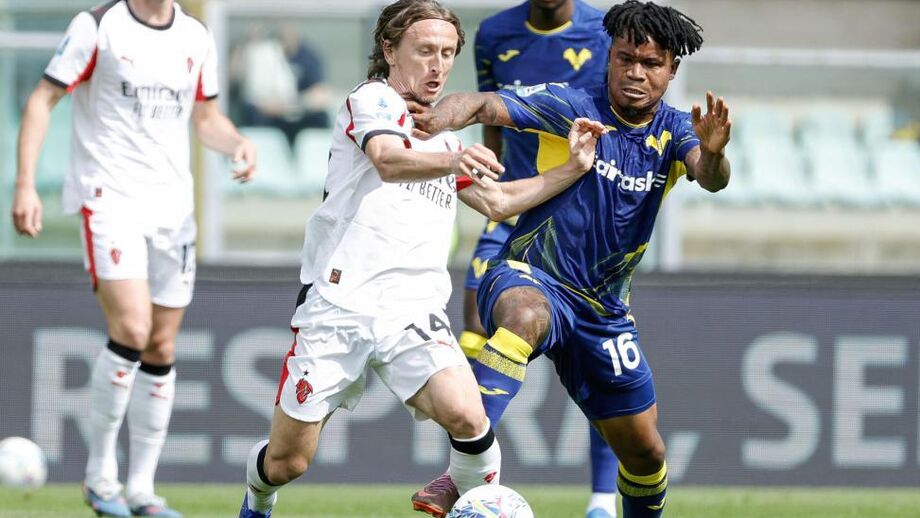 Modric e Orban no Hellas Verona-Milan