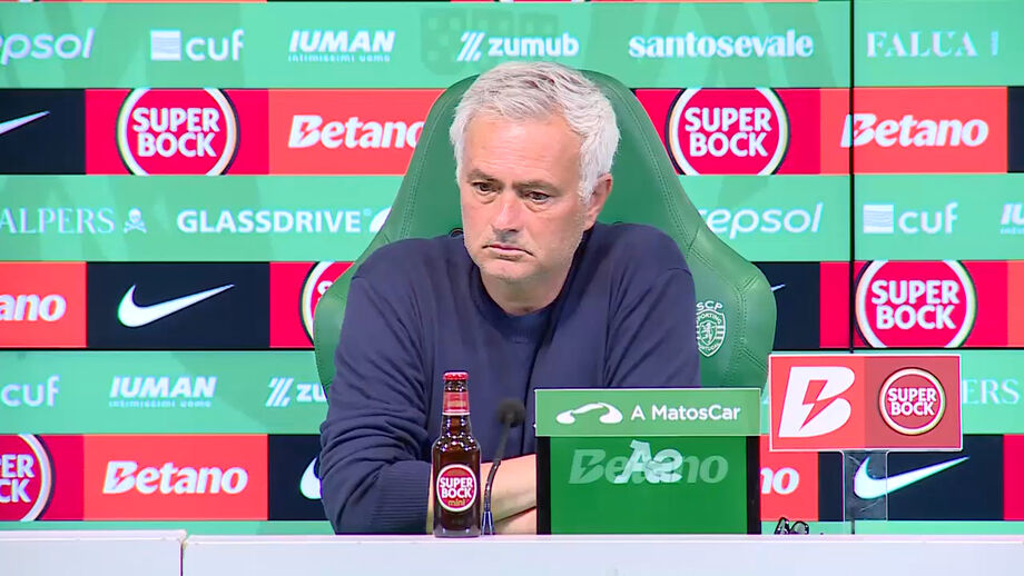 Técnico encarnado lamenta, ainda assim, que dependa do Sporting