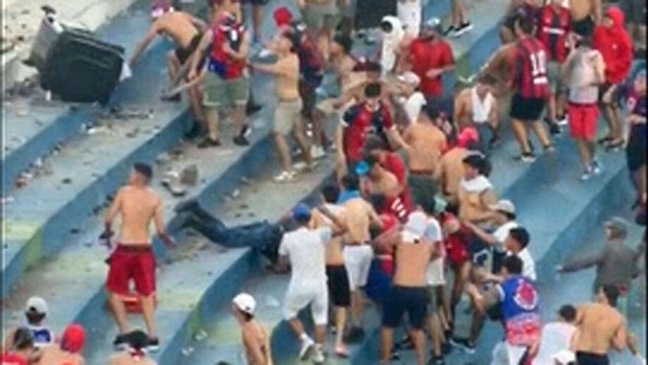 Jogo a contar para o campeonato paraguaio