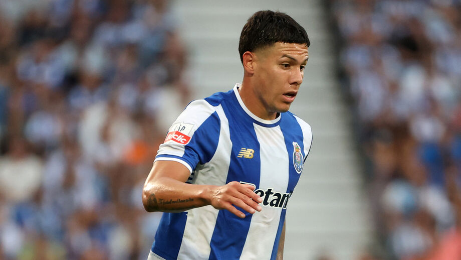 Nehuén Pérez já treina integrado