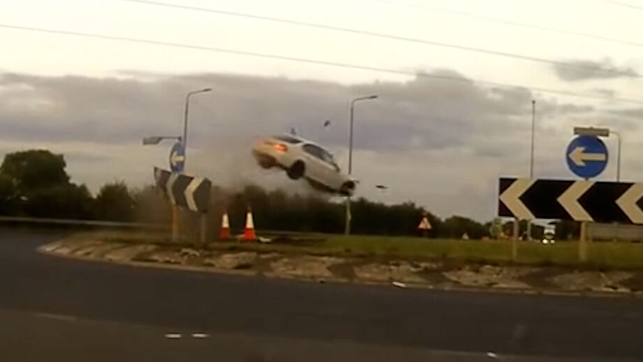 Condutor de 35 anos foi por condução perigosa e condução sob efeito de drogas e álcool