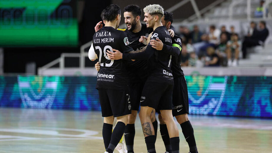Jogadores do Sporting a celebrar 