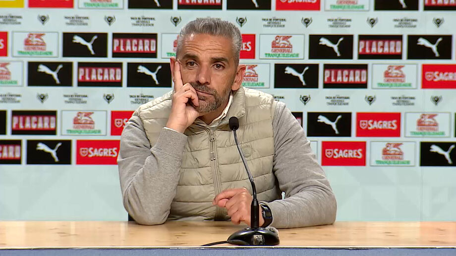 Treinador do Sporting falou ainda da tensão junto do banco