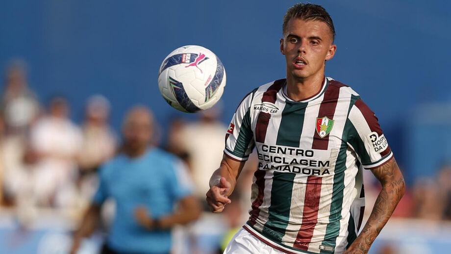 Luan Patrick, central do E. Amadora 