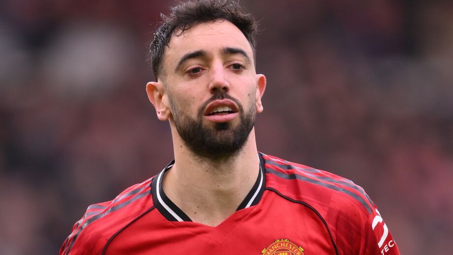 Bruno Fernandes volta a abordar a saída de Amorim