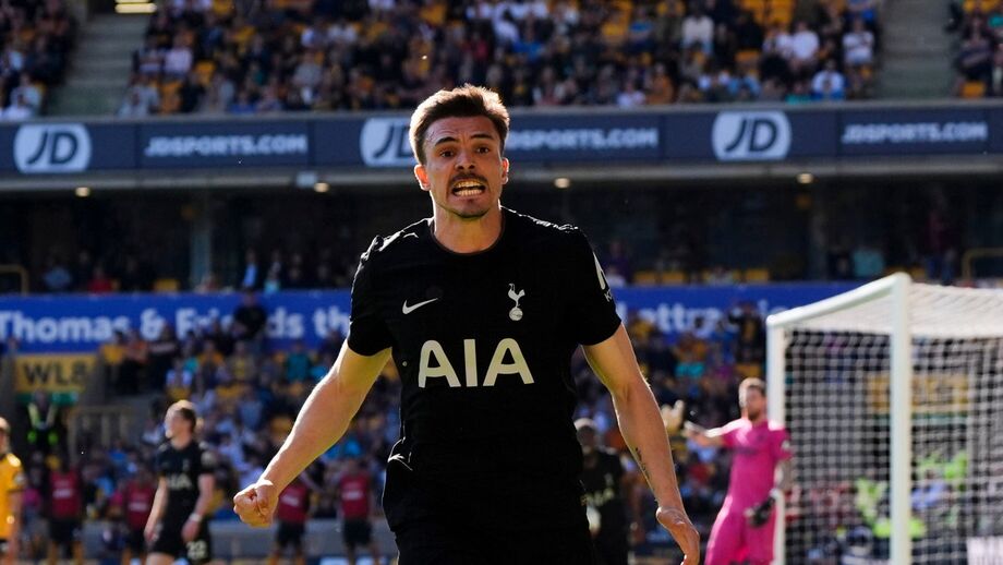 João Palhinha comemora o golo ao Wolves