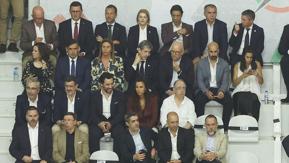 Rui Costa e Frederico Varandas praticamente lado a lado na final da Taça de Portugal de futsal