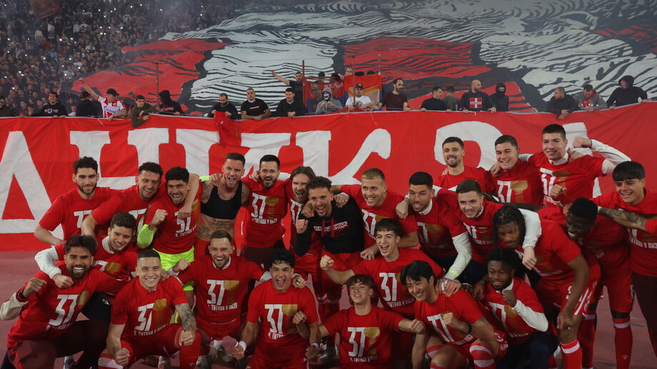 Estrela Vermelha celebra o 9.º título consecutivo