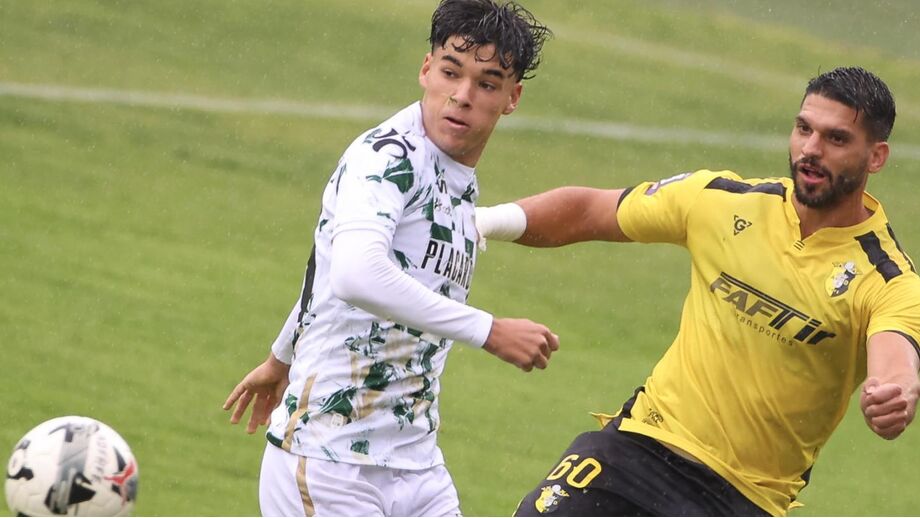 Afonso Assis afirma-se no Moreirense