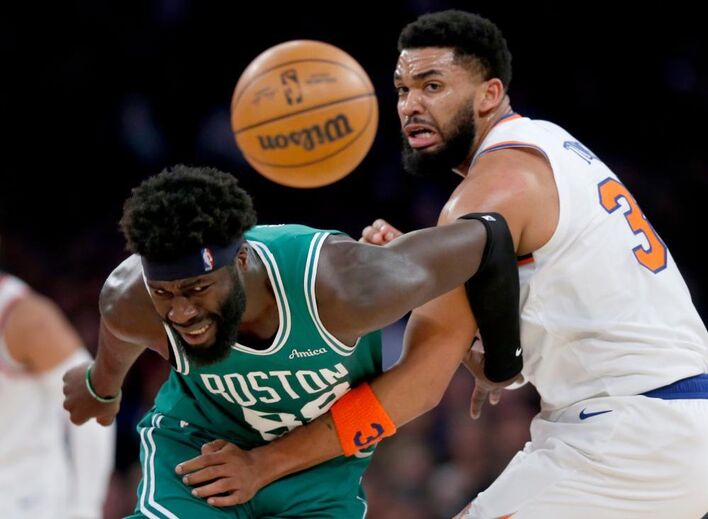 Neemias Queta em ação frente aos New York Knicks