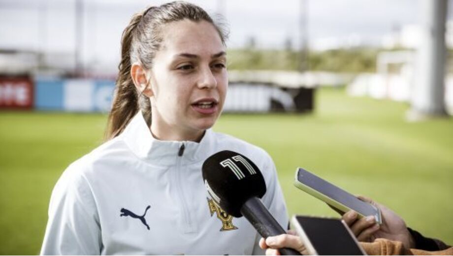 Andreia Faria fala aos jornalistas