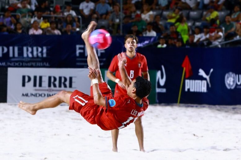 Seleção bateu México por 8-2