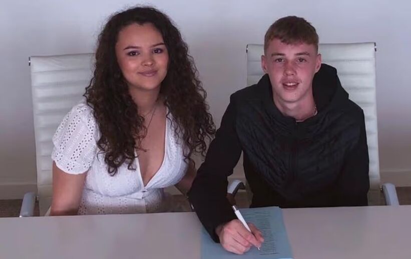 Irmã de Cole Palmer alude a possível transferência para Man. United