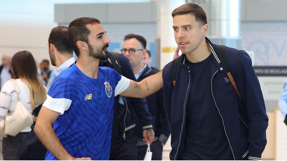 FC Porto chega a Portugal após eliminação da Liga Europa