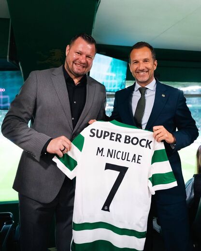 Niculae revê Alvalade e recorda memórias do Sporting.
