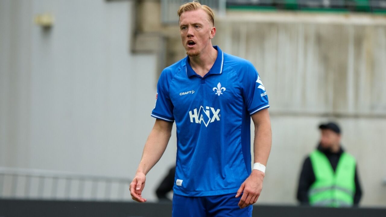 Isac Lidberg em ação pelo Darmstadt