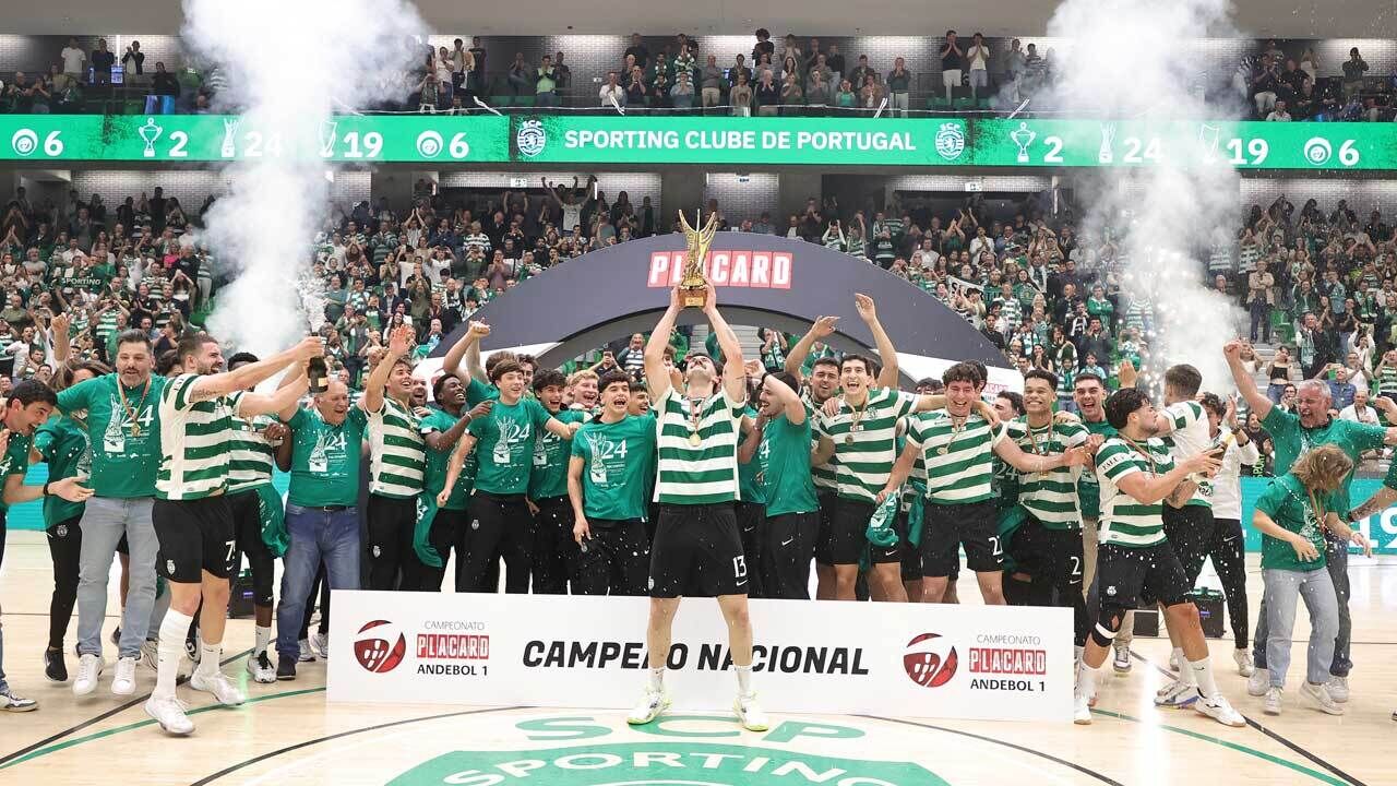 Sporting sagrou-se tricampeão de andebol