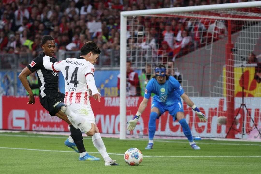 Duelo entre Friburgo e Wolfsburgo