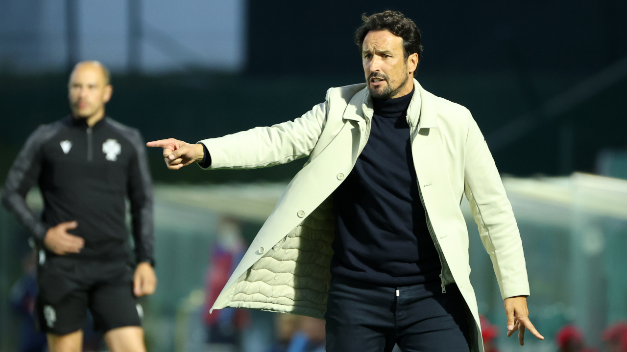 César Peixoto, treinador do Gil Vicente, durante o jogo com o Rio Ave