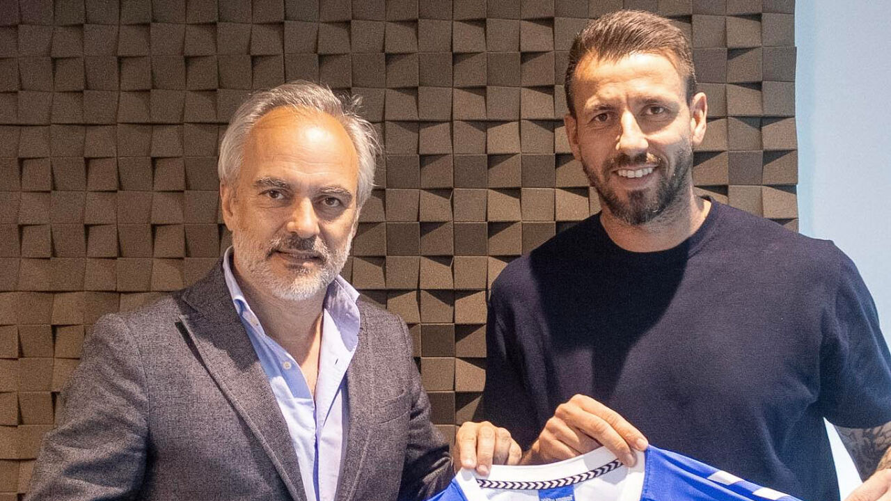 Patrick Morais de Carvalho, presidente do Belenenses, com o técnico Gonçalo Brandão