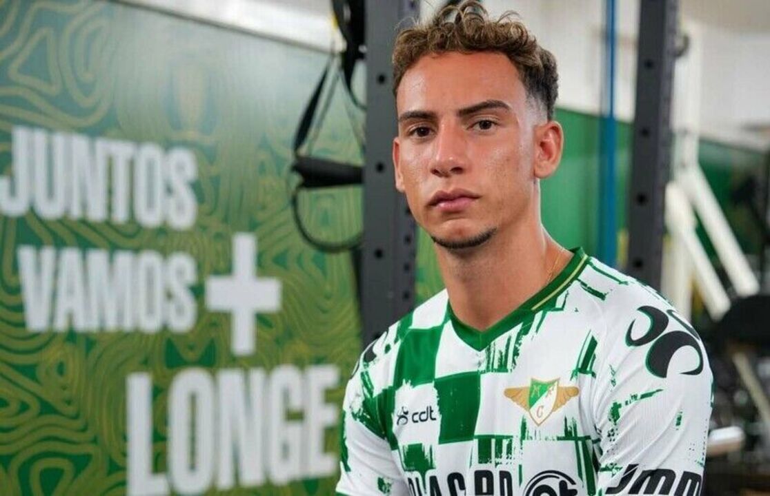 Francisco Domingues pode ser titular no jogo em Tondela