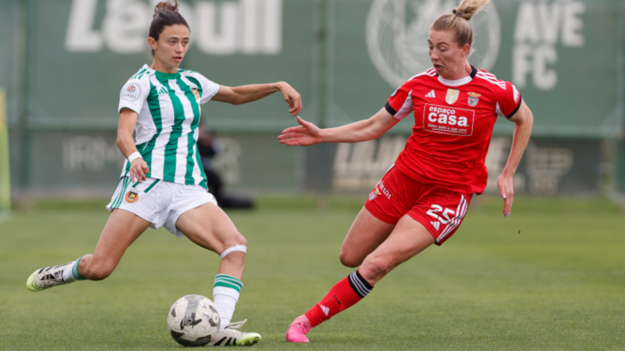Benfica disputa jogo contra o Rio Ave no playoff da Liga BPI