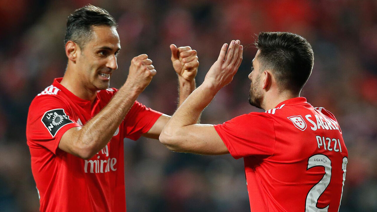 Jonas e Pizzi partilharam balneário no Benfica