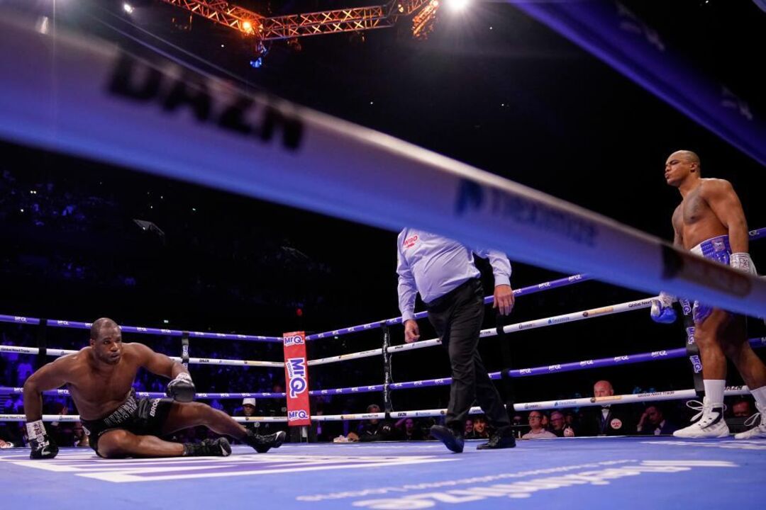 Boxe permite que bielorrussos compitam sob sua bandeira e hino