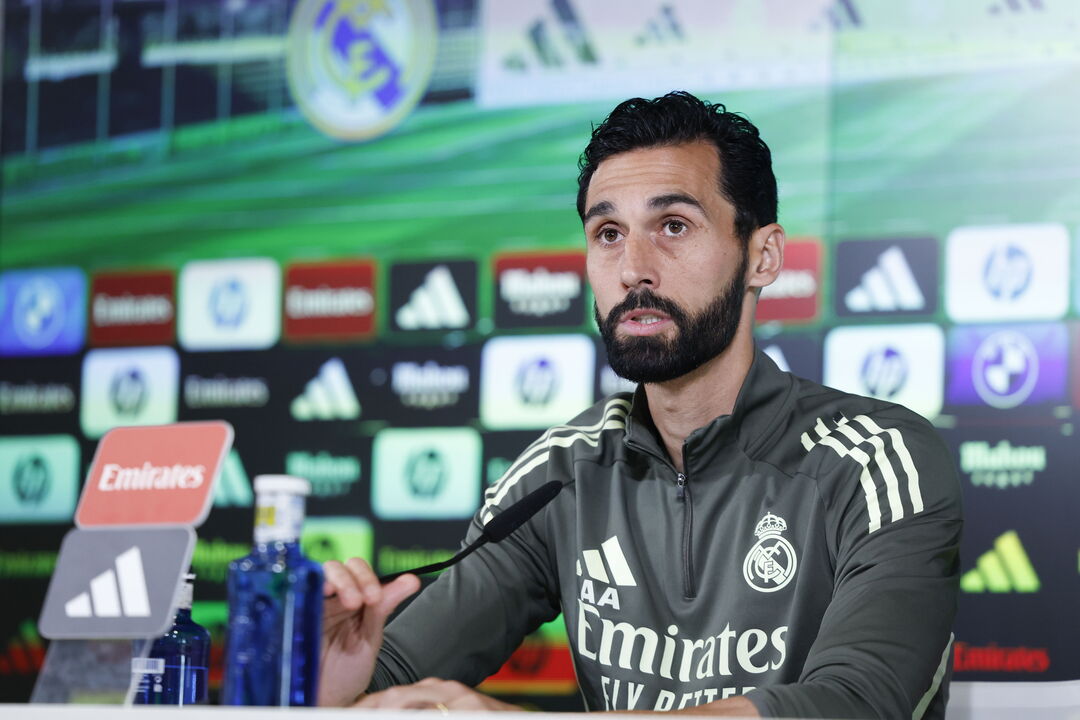 Arbeloa na sala de imprensa do Real Madrid