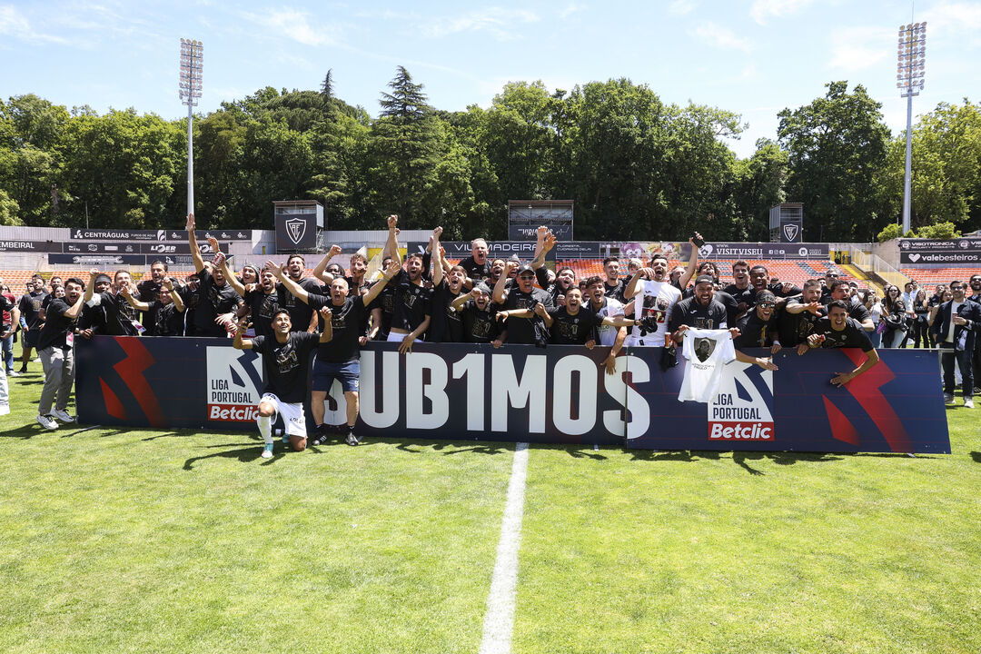 A festa do AC. Viseu  com a subida de divisão