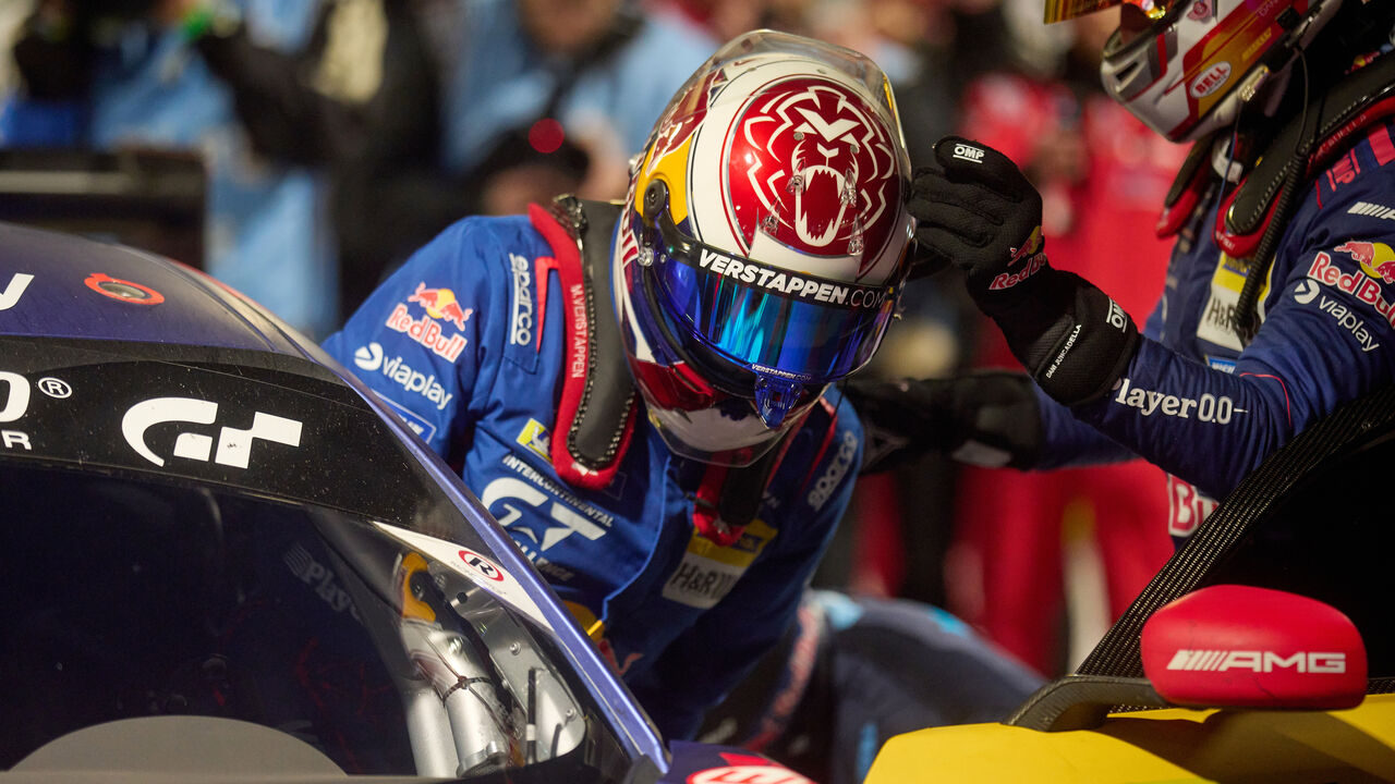 Verstappen perde vitória nas 24 Horas de Nürburgring por avaria