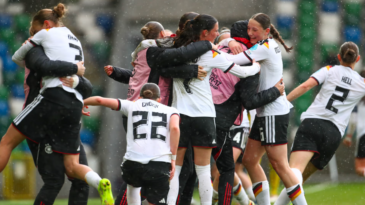 Alemanha celebra nono título em feminino sub-17
