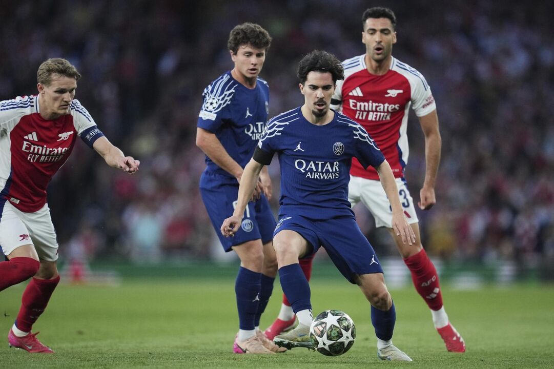 Vitinha num Arsenal-PSG da época passada