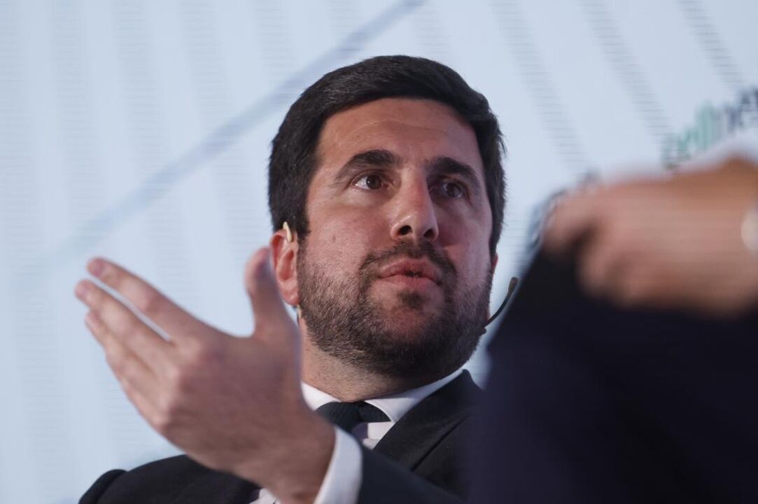 Enrique Riquelme candidata-se à presidência do Real Madrid contra Florentino Pérez