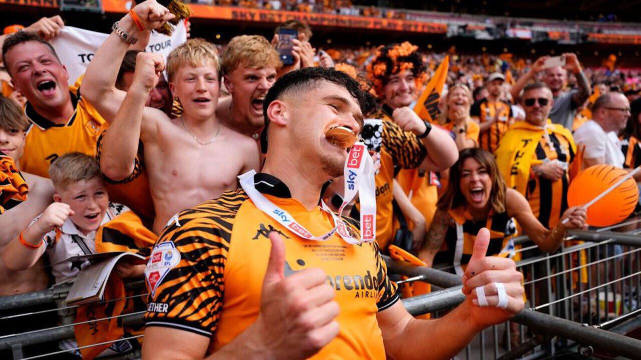 A festa do Hull City  com subida à Premier League