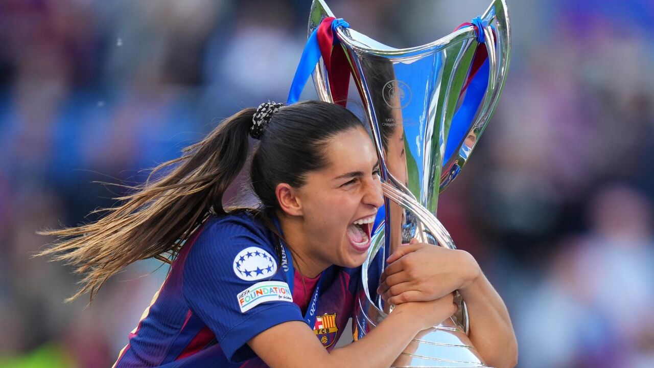 Kika Nazareth celebra conquista da Champions 