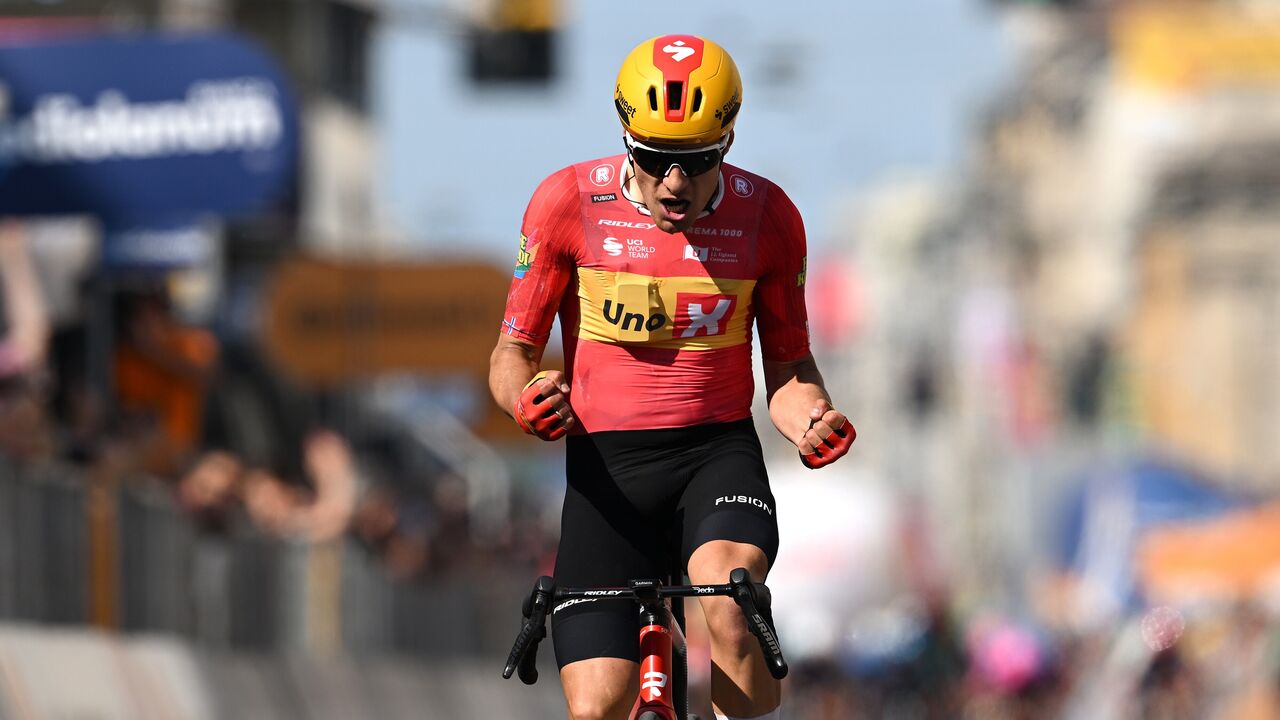Fredrik Dversnes Lavik vence etapa no Giro. Afonso Eulálio mantém 2.º lugar