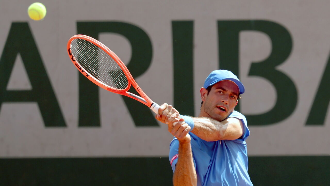 Nuno Borges vence Etcheverry e avança para a 2.ª ronda em Paris
