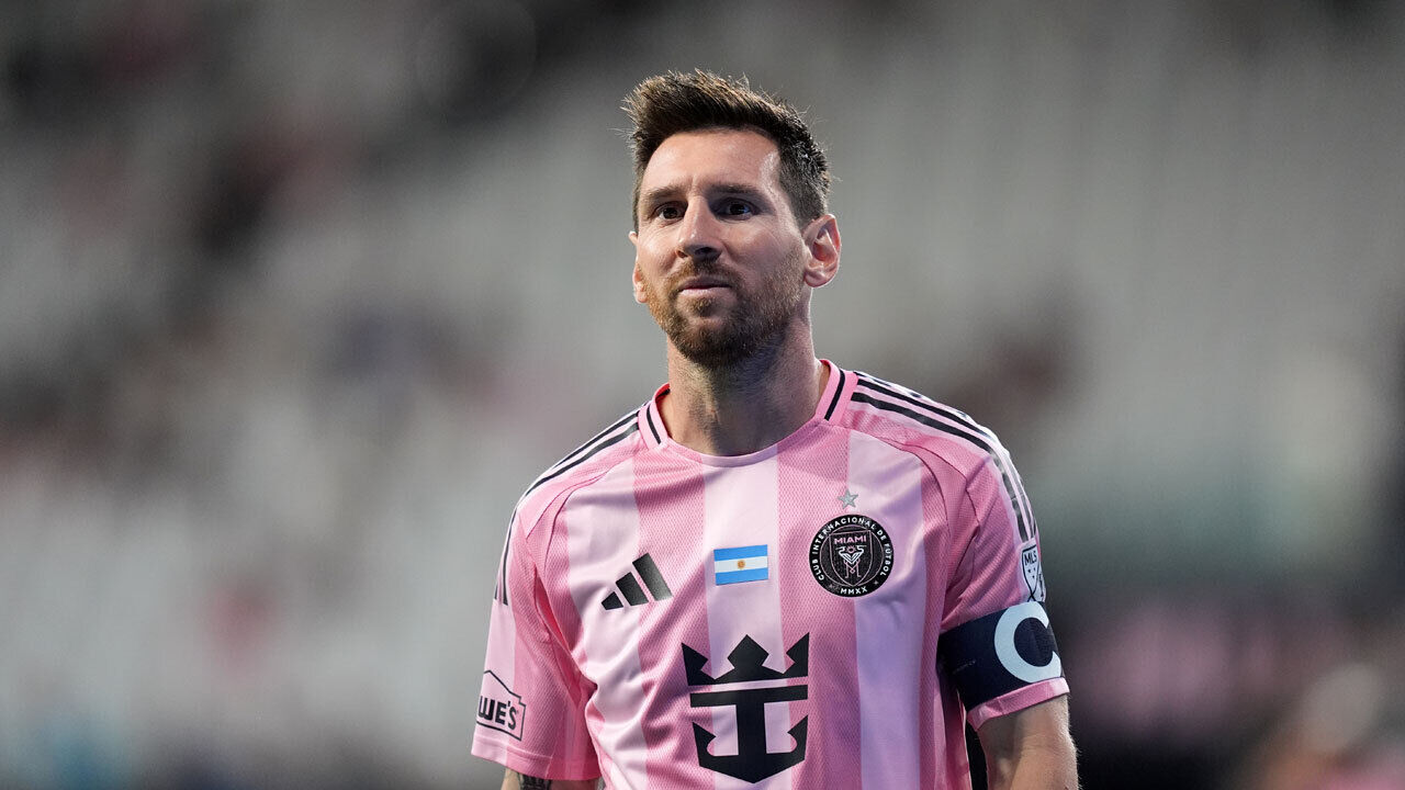Messi aguarda relatório médico 
