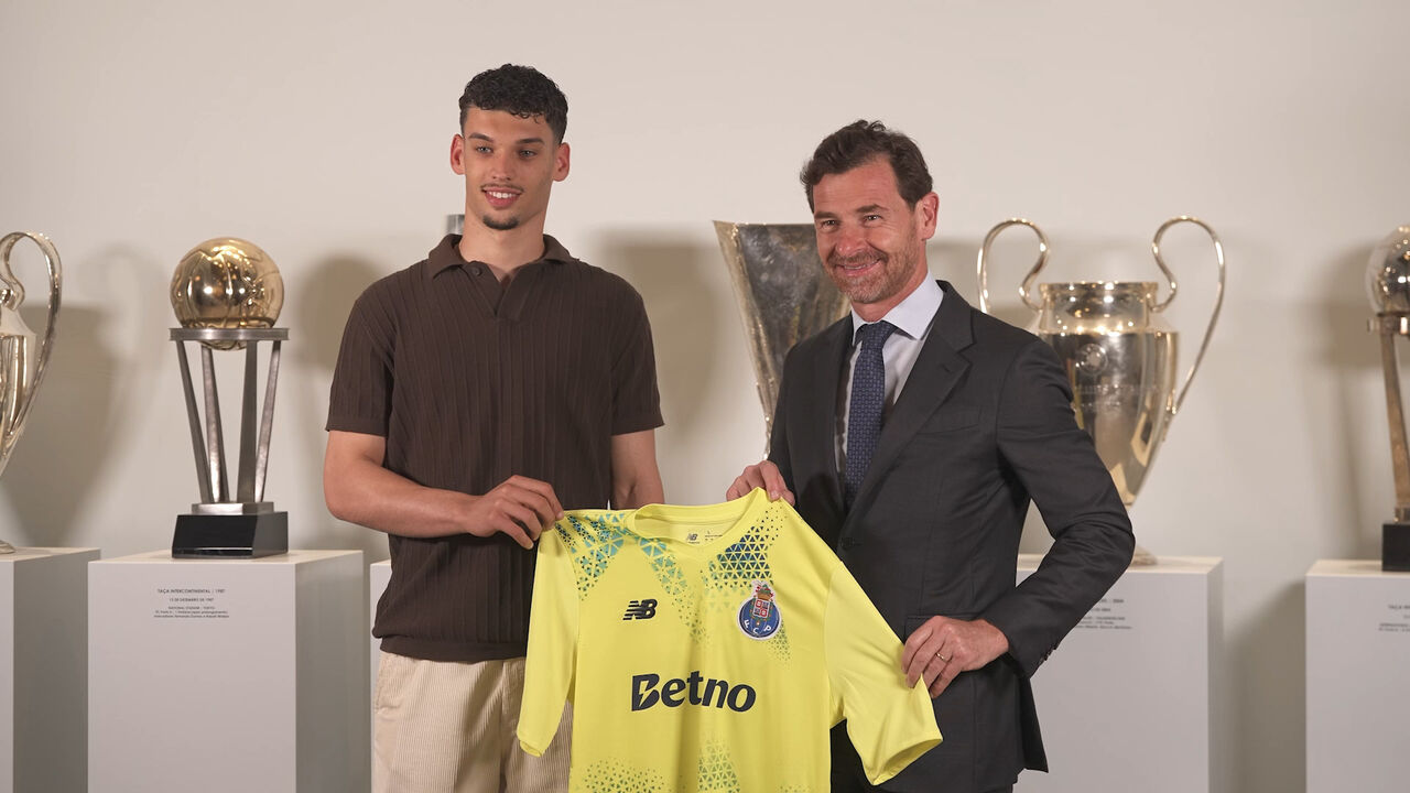 João Afonso reforça o FC Porto até 2027, inspirado por Diogo Costa